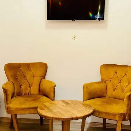 Avrasyaqueen Hotel *