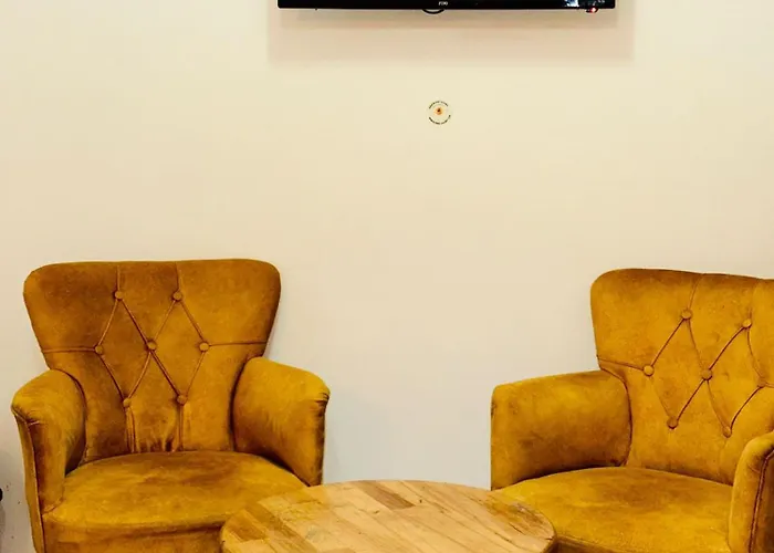 Avrasyaqueen Hotel *