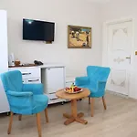 Hotel Avrasyaqueen